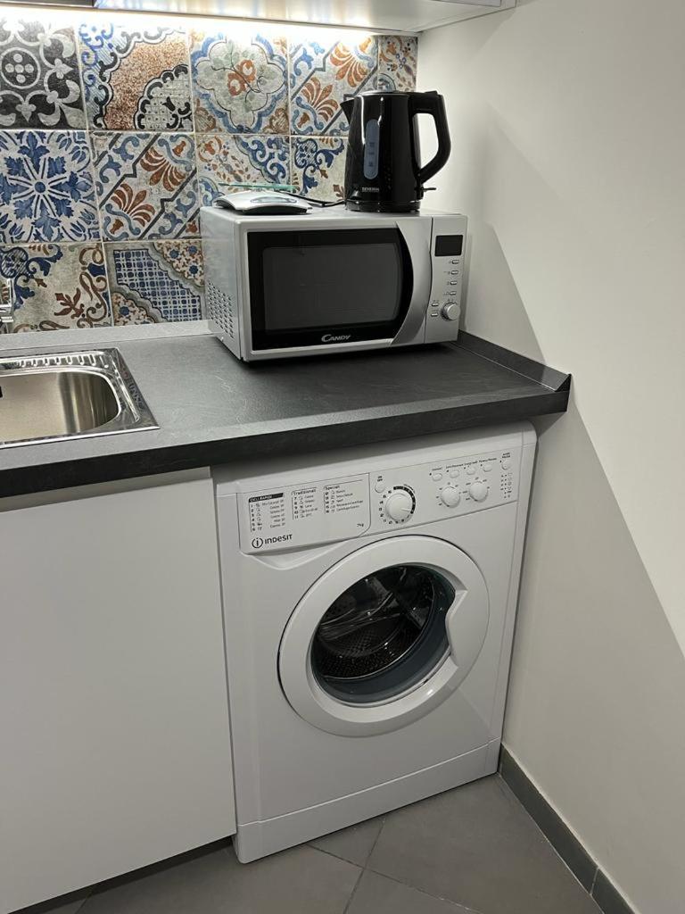 Casina Al 32 Appartement Palermo Buitenkant foto