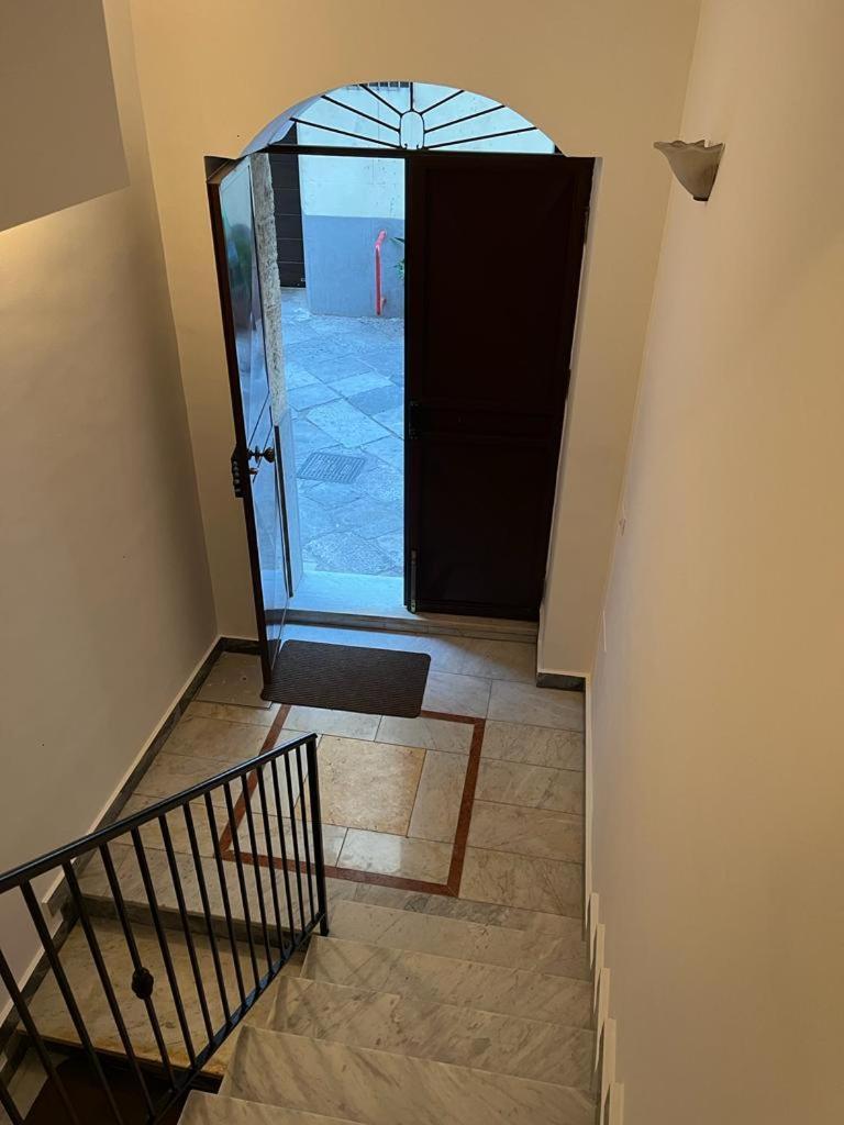 Casina Al 32 Appartement Palermo Buitenkant foto